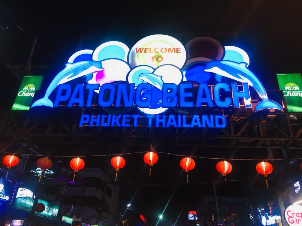 プーケット女子旅のパトンビーチ