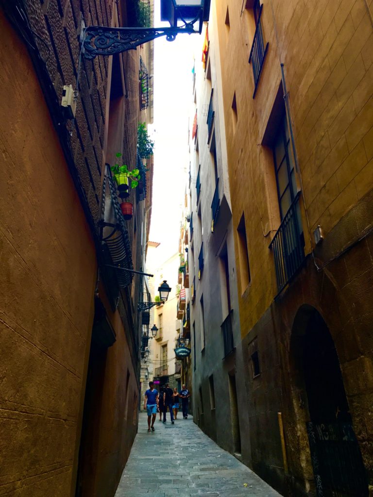 バルセロナのおすすめ観光スポット旧市街の道
