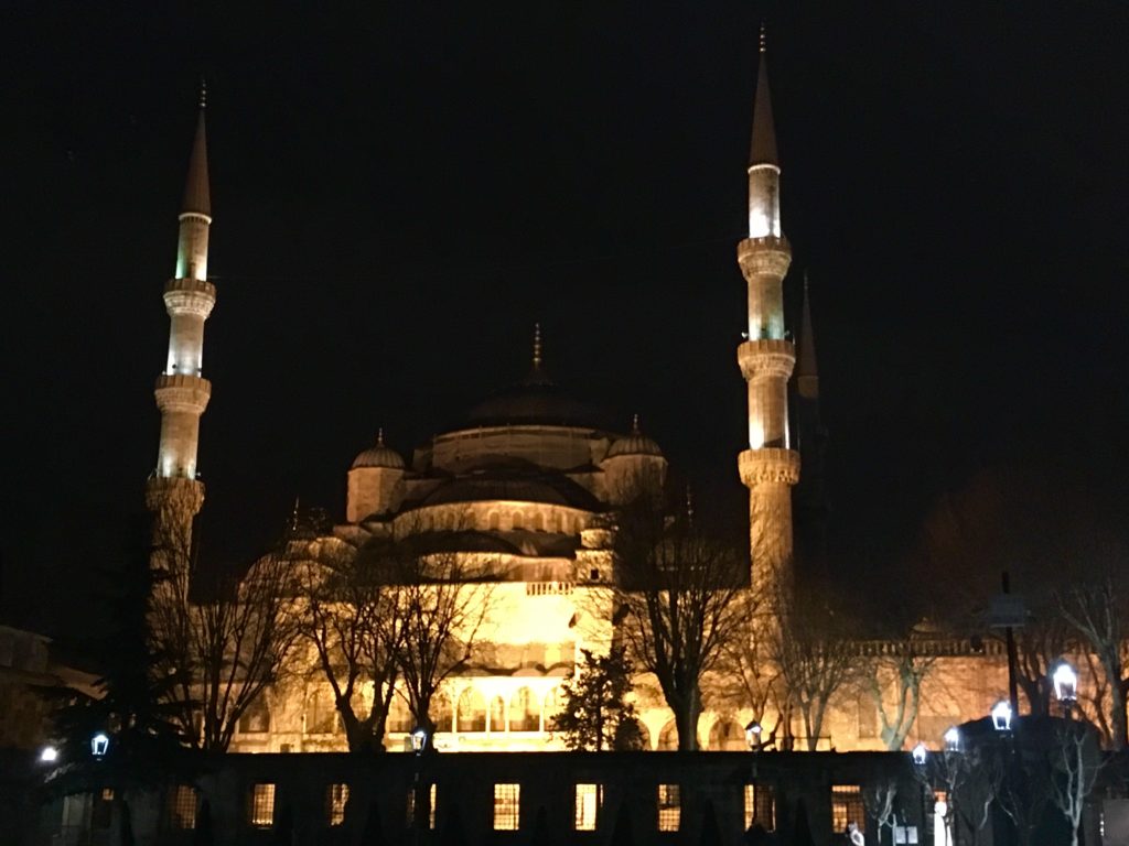 イスタンブールの旧市街観光の夜景スポット