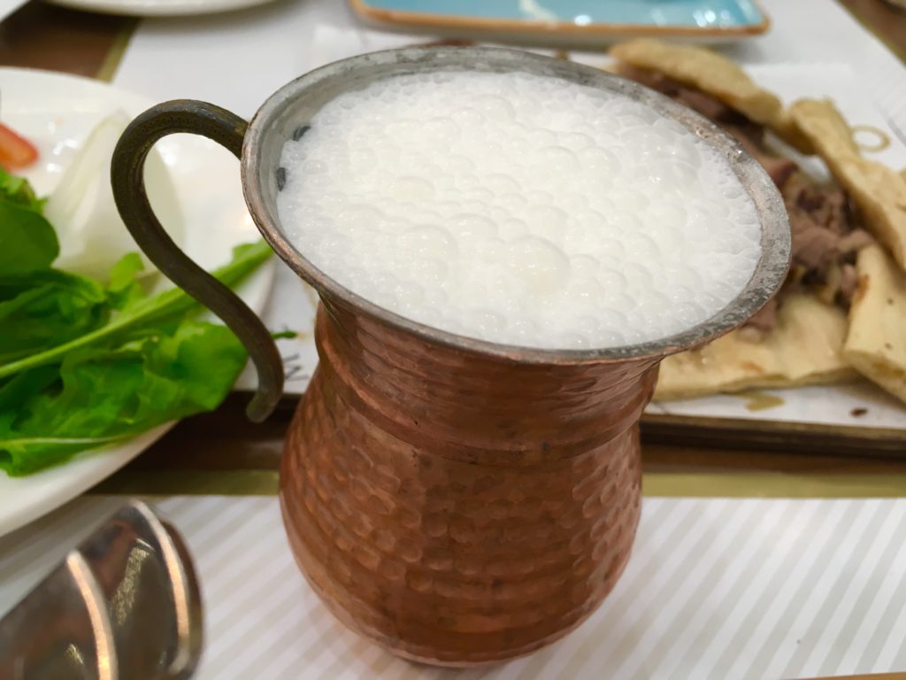デニズリ観光で飲むヨーグルト