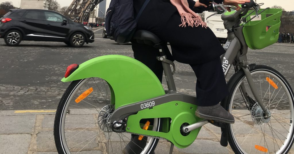 パリで周る!レンタル自転車のたび