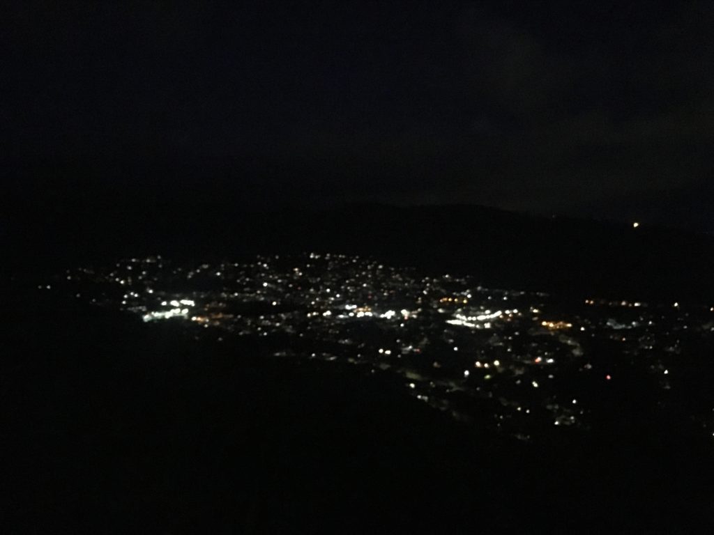 タンタラスの丘の街側の夜景
