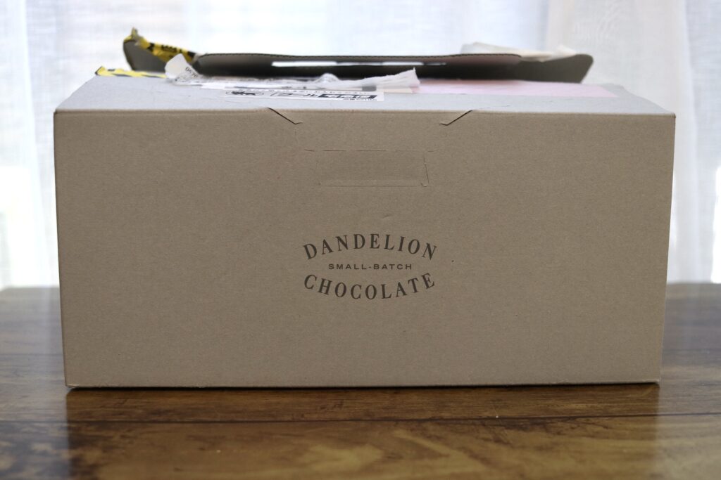 ダンデライオン・チョコレートのサブスクはオシャレなパッケージ