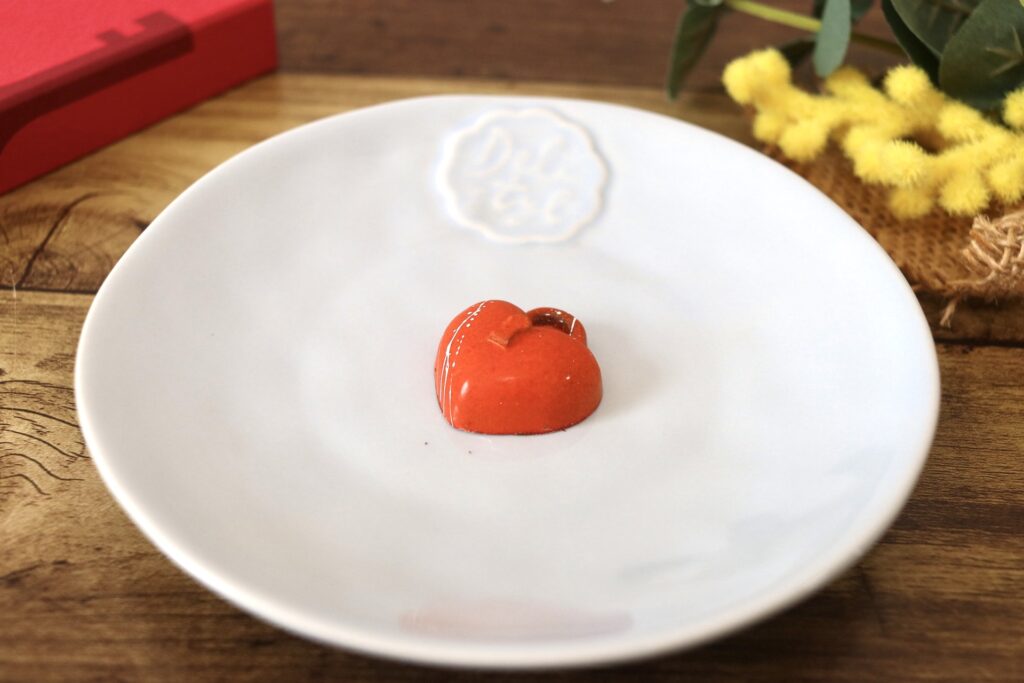 キャギドレーブのチョコレート「キャラメルカディナ」南京錠型ボンボンショコラ オレンジ